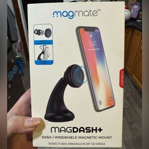 Magmate MagDash+ Dash/Windshield Magnetic Mount universal smartphone new in box